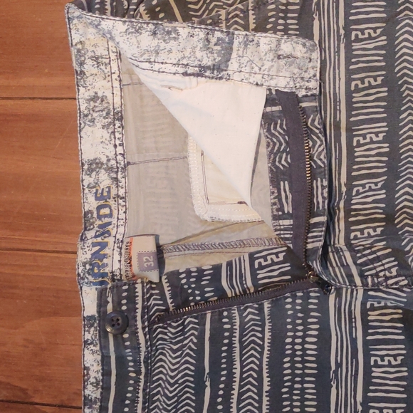 Burnside shorts - Picture 6 of 6